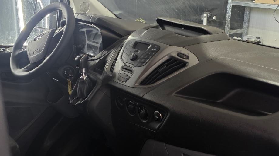 Ford Transit Custom – slika 7