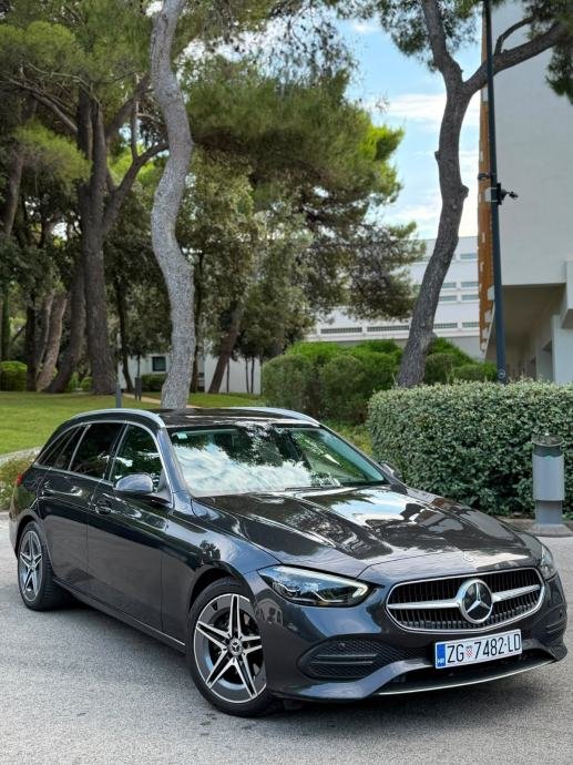 Mercedes Benz C220d 2021/2022 – slika 7