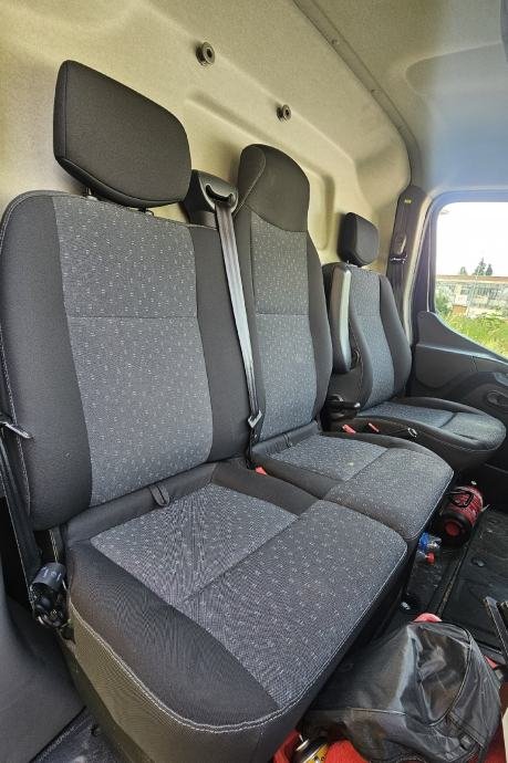 Opel Movano Vozilo u Zagrebu 2 x Bočna Vrata kao Novi 2021. L3H3 – slika 14