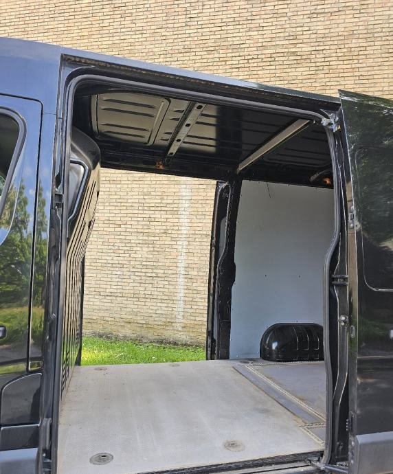 Opel Movano Vozilo u Zagrebu 2 x Bočna Vrata kao Novi 2021. L3H3 – slika 9