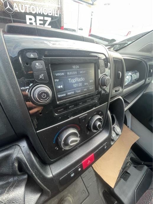 Peugeot Boxer 2018 Premium Line Kamera Navi – slika 12