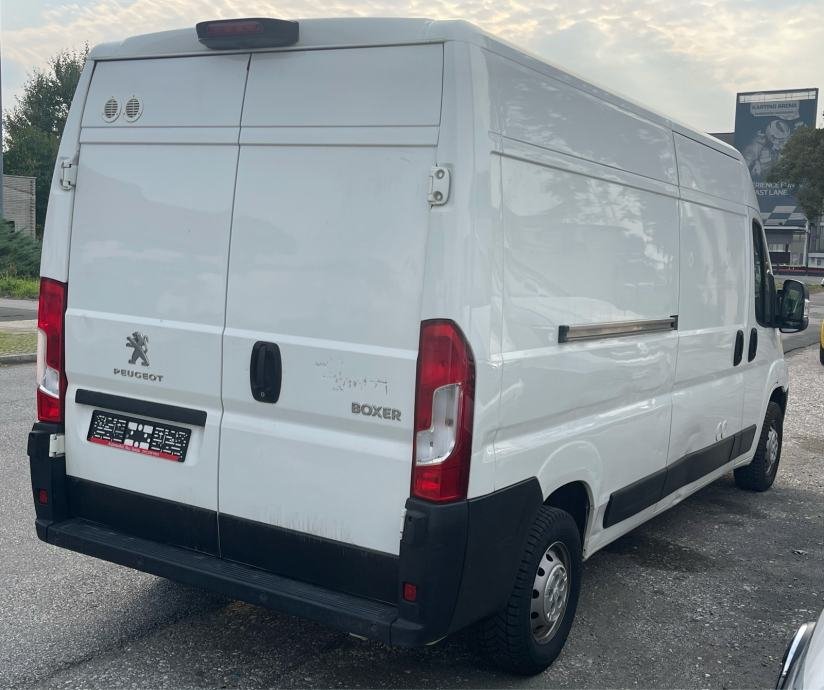 Peugeot Boxer 2018 Premium Line Kamera Navi – slika 5