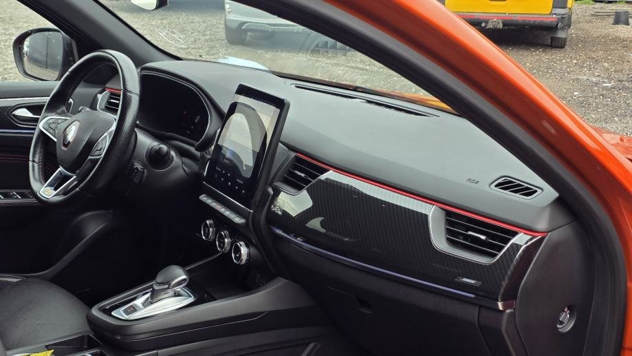 Renault Arkana e Tech RS Povišeni ĐIP u Full Opremi kao Novi – slika 13