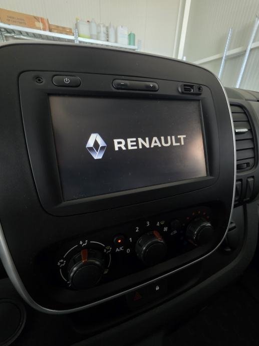 Renault Trafic Maxi Kamera Kuka ALU – slika 4