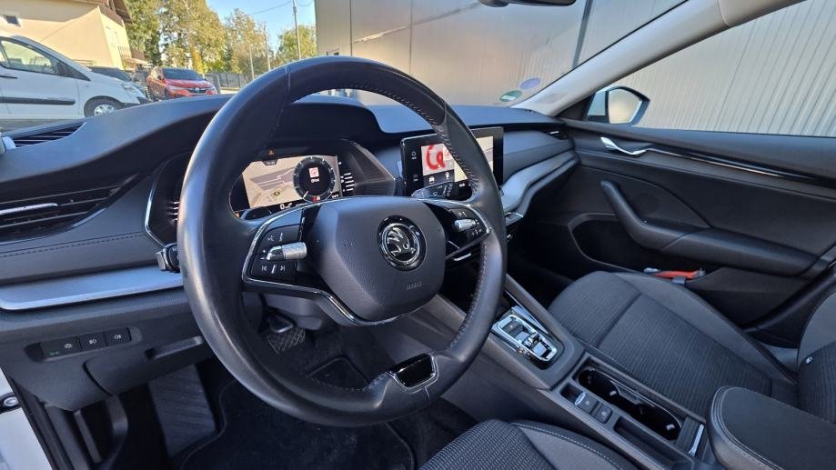 Škoda Octavia Combi 2023 Godina DSG Automatik Mint Stanje kao Nova – slika 12