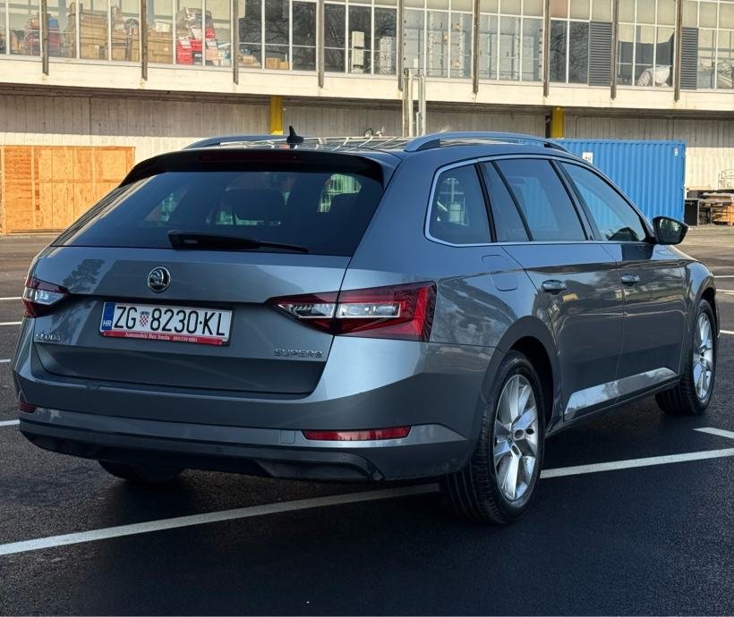 Škoda Superb Combi 1, 6 TDI BI-XENON KOŽA – slika 5