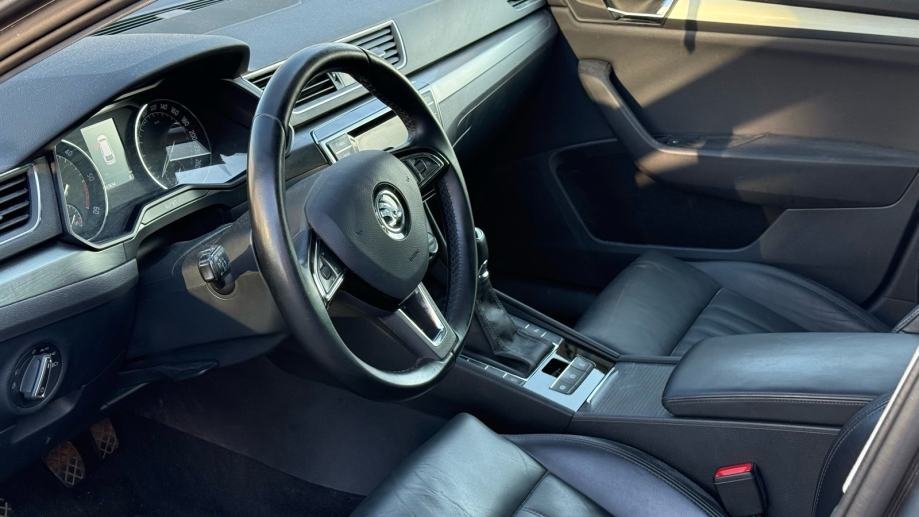 Škoda Superb Combi 1, 6 TDI BI-XENON KOŽA – slika 6