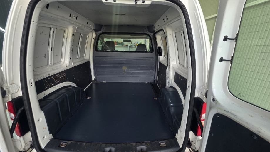 Volkswagen Caddy TOP Stanje kao Novi iz Ducana – slika 9