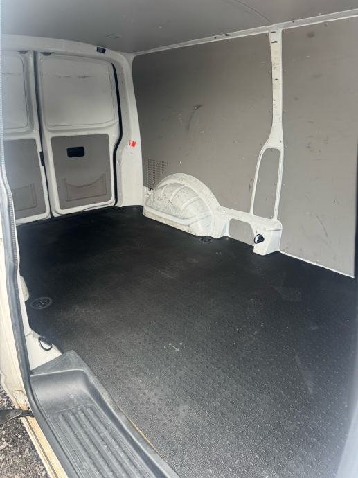 WV Transporter 2.0 Elektricni – slika 4
